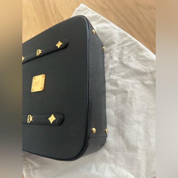 MCM Germany Handbag Bag with dustbag - Picture 10 of 11